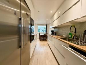 Workers Villa - 5BR - 2 Bath - Near City