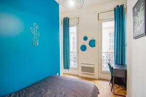 Bright Apartment Near the Old Port