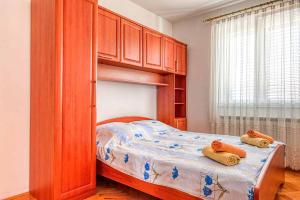 Apartment Vesna 1 with terrace