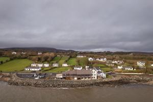 The Waters Edge Hotel