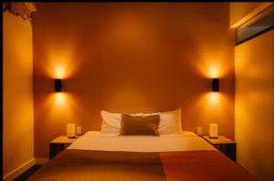 Gibson Mill waterfront warehouse apartment - 101