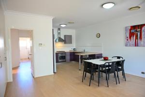 Griffith Prestige Apartment