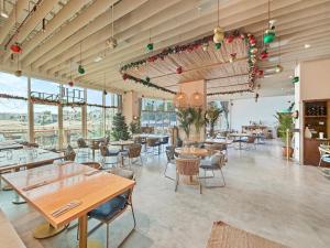 Amazing Views of Palm & Dubai Eye Stylish Studio