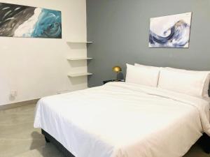 Gordons Bay Mountain and Seaview