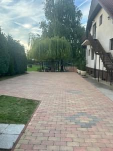 Tennis House with Balcony