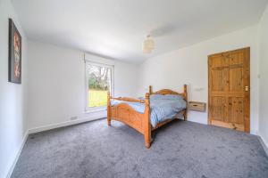 East Sussex rural hideaway with private hot tub & garden