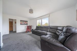 East Sussex rural hideaway with private hot tub & garden