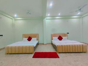 THE GRAND STAY 600 Meters from temple