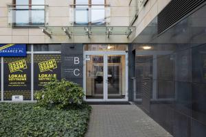 Mokotów Luxury Apartment with Parking Air Conditioning by Renters Prestige