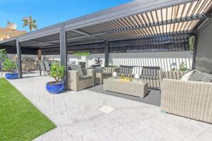 La Casona Villacelebrations come together!