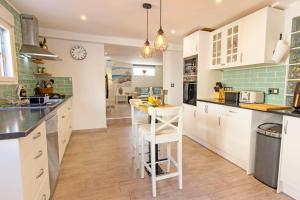 La Casona Villacelebrations come together!