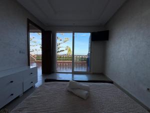 VILLA Dar BOUAZZA, Vue sur mer, 200m de la plage