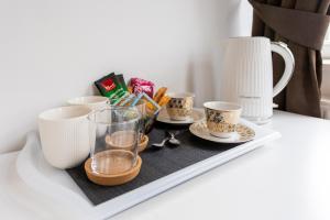 Urban Rooms--free parking--