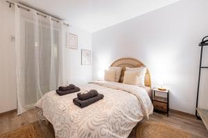 Le Pommery with private parking