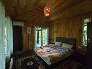 Lenzila Retreat