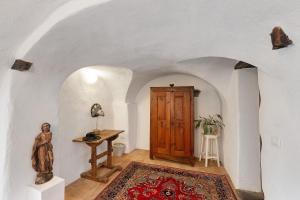 Pietra Antica - Unità 8