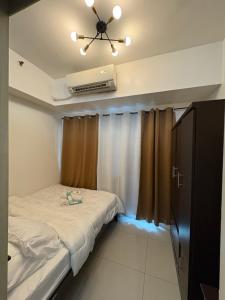 Condomatch Staycation