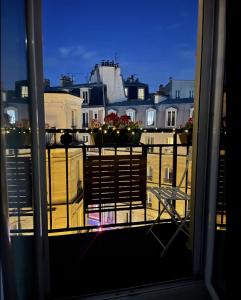 Appartement 1 chambre entièrement rénovée - Vue sur les toits de Paris - 2 personnes