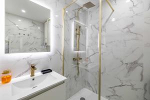 Elegant apt with balcony near the beaches – Cannes