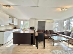 The Small Dream Base Near the Lake - 3 Beds - Parking - Volvo