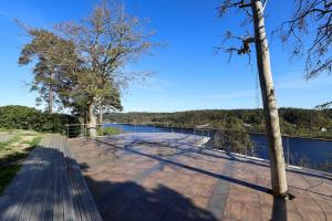 Premium Workers Home Near the Lake - 3 Beds - Parking - Near Volvo