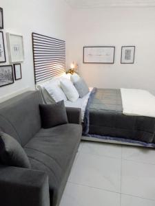 Marinella House Napoli centro Piazza Dante