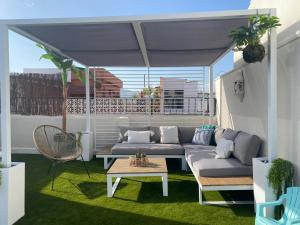 Parking & Comfort - Private Terrace