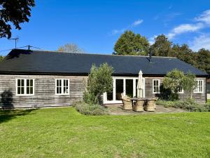 Beaufort Barn by inspirestays-com