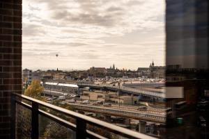 Panoramic Landmark View City Center FREE Parking