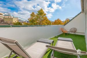 Marbella Concordia 4BR Close to beach & garage