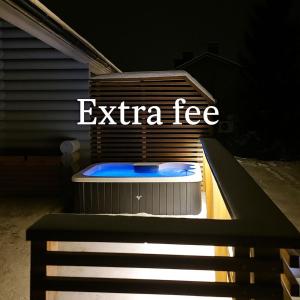 Arvoneliöt Lomahimos 18