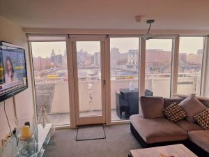 5 star Luxury Apartment in City Centre with views