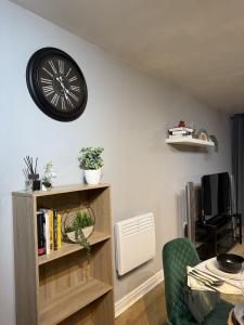 2Bed Flat 5 Mins from New Street with Free Parking