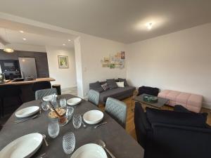 T3 Spacieux - Maison du Peuple