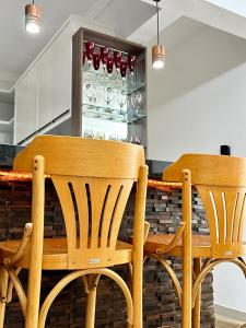 100m da Praia - Ar Condicionado -Garagem - Telas Protecao