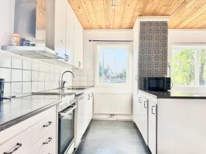 Perfect Workers Villa - 11 Beds - 7 BR - 2 Baths - Volvo