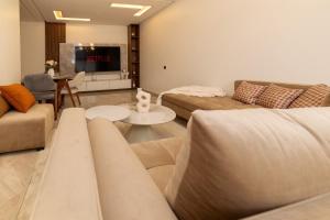 Luxe et cosy appartement 2 Chambres, balcon,2 piscine Centre ville Marrakech