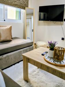 2 Bedroom Home Kallithea - Arhontoula Residences