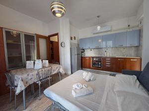 Mogano - By Ligooria