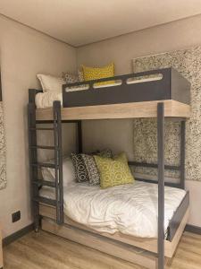 Walkerson Estate Country Home