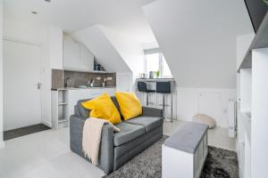 Swift Host - Elm Studio - Sleeps 2 - Parking - Central