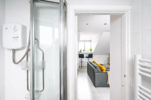 Swift Host - Elm Studio - Sleeps 2 - Parking - Central