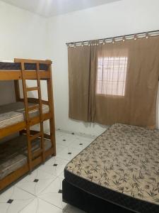 Casa de praia com piscina em mongagua sp