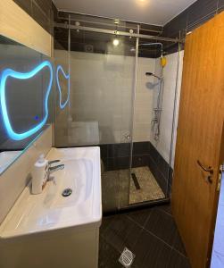 Sol Apartament Komuna e Parisit