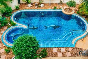 760 Sqm Semi-4Bed Lux Pool Villa near Beach