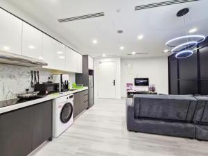 Binjai 8 Modern Suites by CityNest
