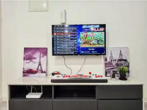 Binjai 8 Modern Suites by CityNest