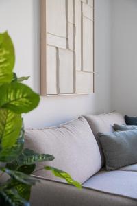 Private Garden Oasis, A Charming Flat in Bonfim