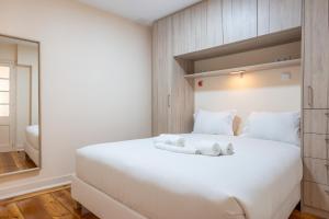 Downtown Arch Apartments - Central Lisbon AC & WIFI