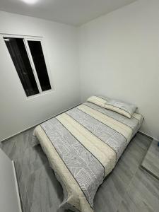 Moderno Apartamento con piscina Villavo Relax